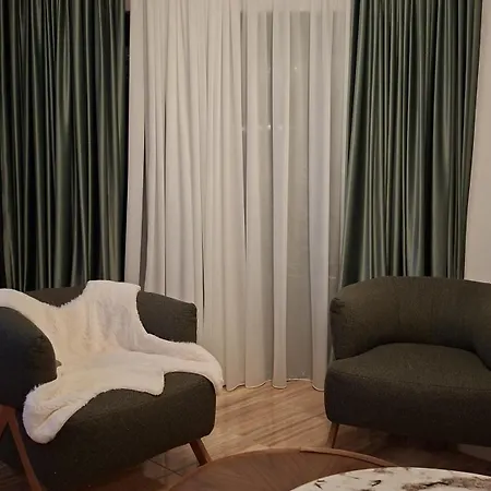 Monarch Apartmán Tirana
